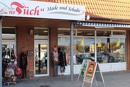 Ladengeschäft im EKZ in Born